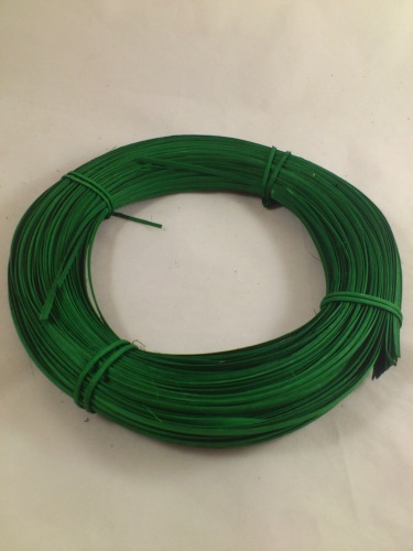 Rotin moelle plat 5 mm. 200 gr. vert de mousse